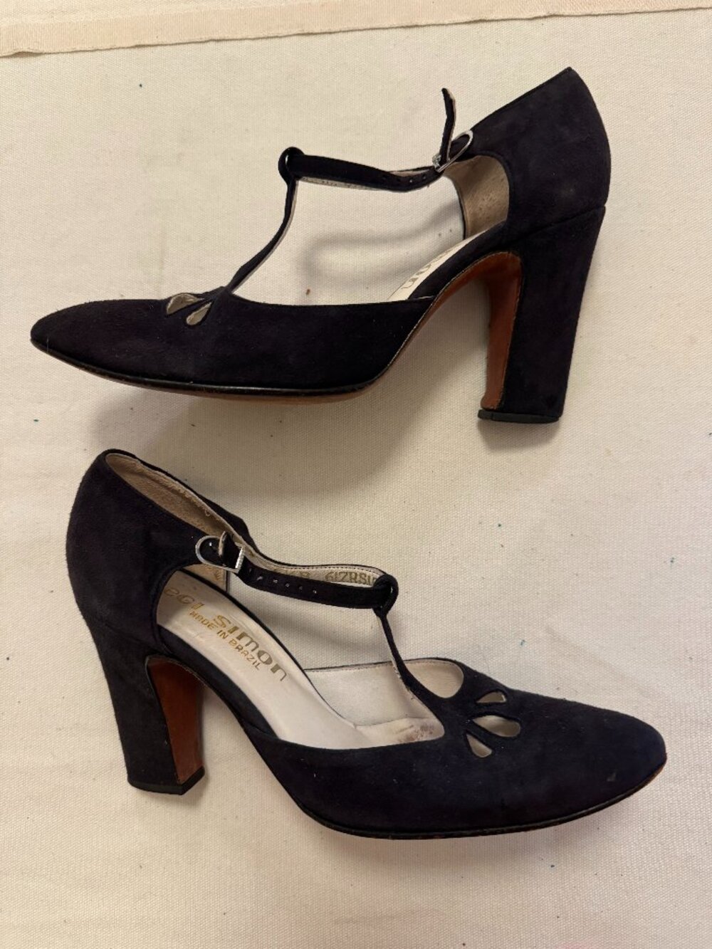 1970sRegi Simon Navy Blue Suede Heel